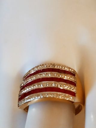 Preciosa sortija de oro de 18 kilates de Galería