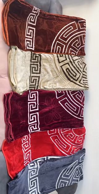 Manta terciopelo Versace