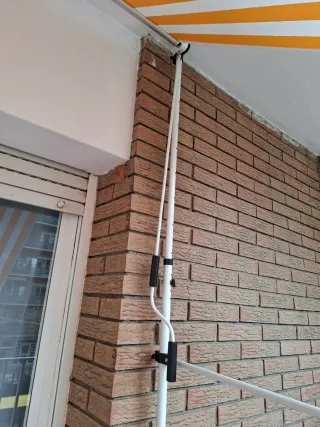 Toldo retráctil exterior