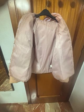 Abrigo acolchado rosa salmón