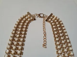 Collana 3 fili colore oro e panna con pietre donna