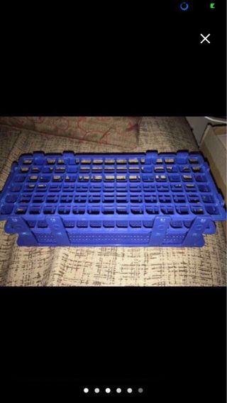 Gradillas tubos de ensayo.