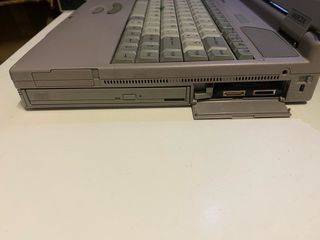 Ordenador Toshiba 460CDX Vintage Beige