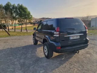 Toyota Land Cruiser 2005