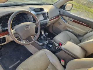 Toyota Land Cruiser 2005