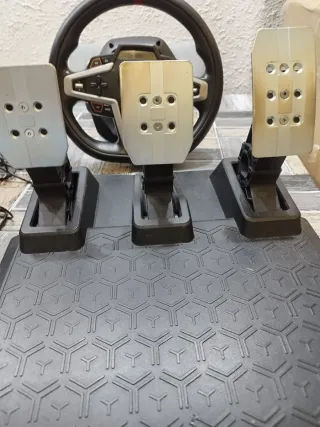 Volante Thrustmaster T248 PlayStation