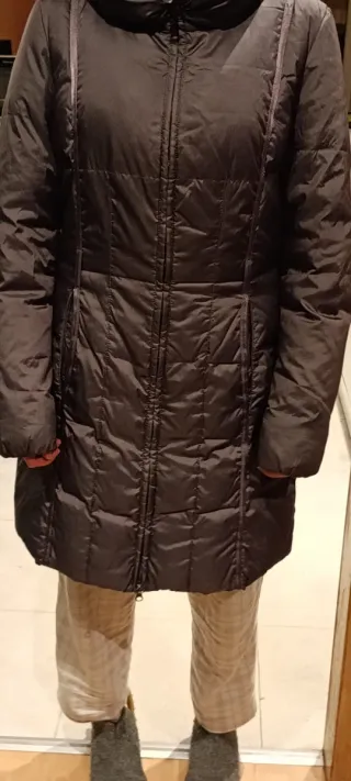 Cazadora Geox Talla M Negra. Buena calidad