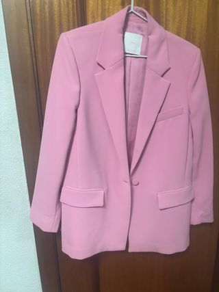 Chaqueta rosa chicle elegante