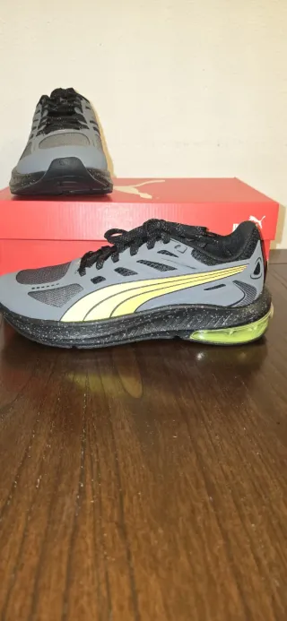 Zapatillas Puma Grises y Amarillas Nuevas