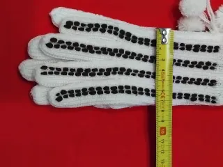 Guantes de lana blancos vintage