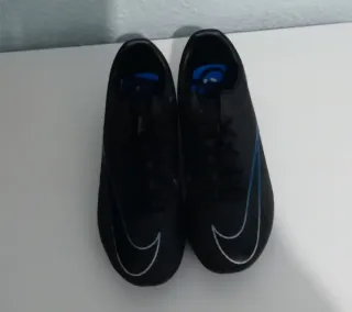 Botas de fútbol Nike Talla 39.5