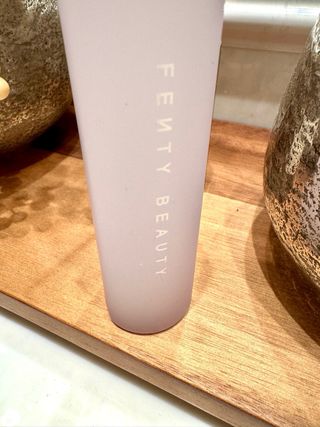 Fenty Beauty What It Dew Spray Rinfrescante Unisex
