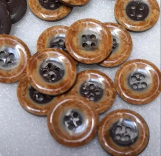 Lote 15 botones- 9 colores