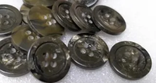 Lote 15 botones- 9 colores