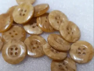 Lote 15 botones- 9 colores