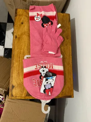Lote Disney Minnie Mouse: Gorro y Guantes Rosa