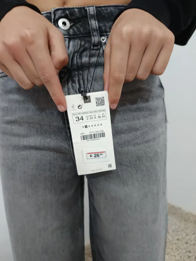 Vaqueros Zara grises talla 34