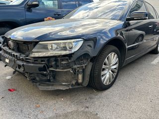 Volkswagen Phaeton 2012