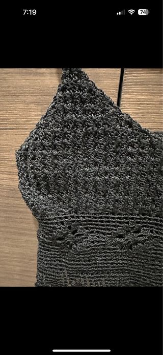 Top de tirantes negro