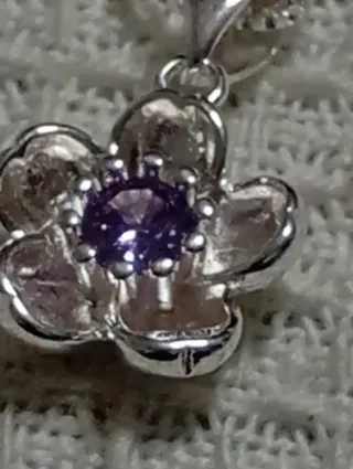 Conjunto Plata Collar y Pendientes Flor Morada