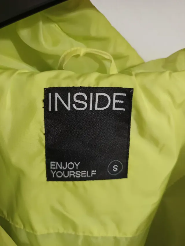 Chaqueta acolchada lila y amarilla Talla S