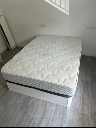 Cama Matrimonial con Colchón