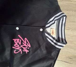 Chaqueta K-Pop estilo Varsity