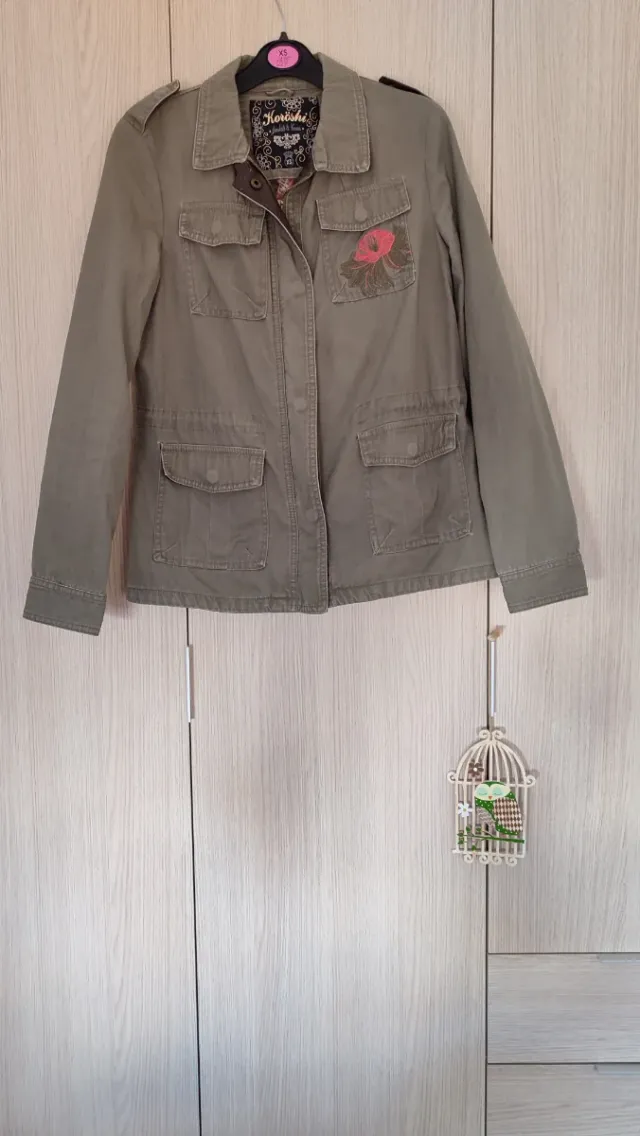 Cazadora verde mujer