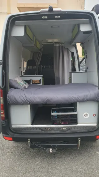 Mercedes-Benz Sprinter 2011
