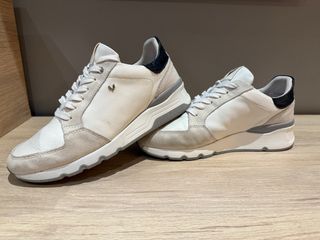 Zapatillas Martinelli Beige y Blancas