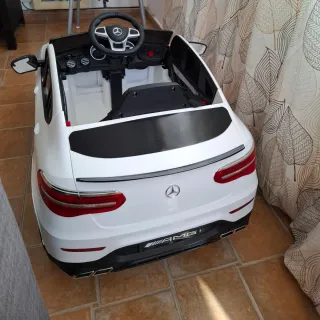 Coche niño Mercedes AMG