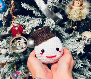 Bolitas Navideñas Tejidas a Mano