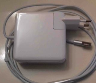 Cargador para Macbook Air / NUEVO  DE ESTRENO