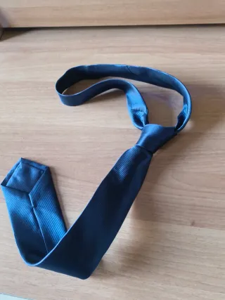 Cravatta Renato Marielli blu seta nuova