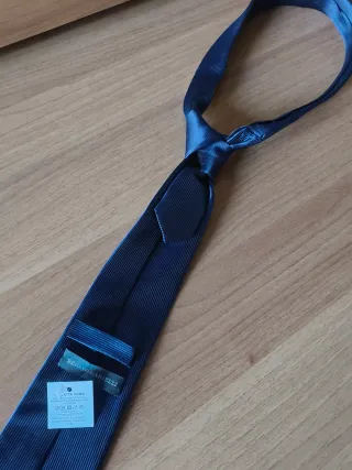 Cravatta Renato Marielli blu seta nuova