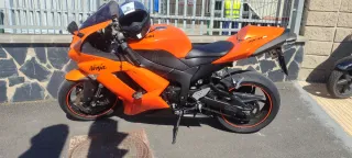 Kawasaki Ninja ZX6-R Naranja