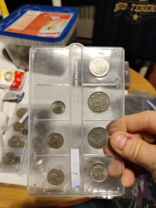 Lotto di monete in blister riferimento 200