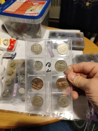 Lotto di monete in blister riferimento 200