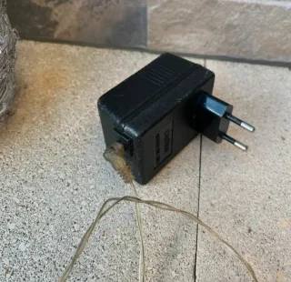 Pupazzo di neve luminoso blu