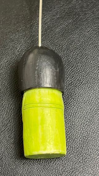 Figurine Kokeshi in Ceramica: Set di Tre Decorazioni