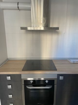 Mueble de cocina nueva sin vitrocerámica y horno