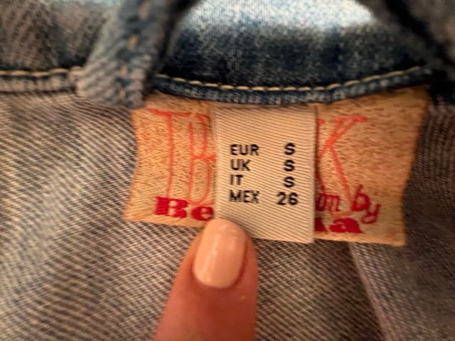 Chaqueta tejana vaquera Bershka Talla S