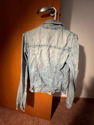 Chaqueta tejana vaquera Bershka Talla S
