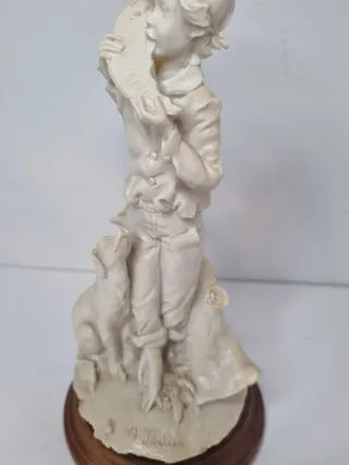 Coppia Statue A. Belcari Firmate