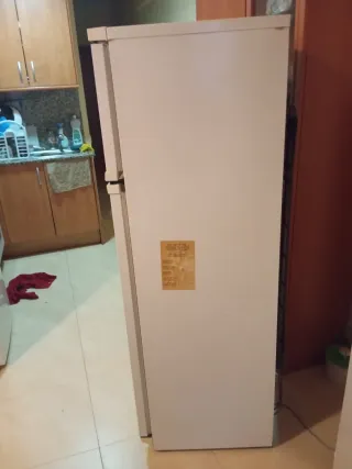 Nevera Whirlpool en buen estado