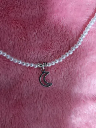 Collar perlas y luna plata