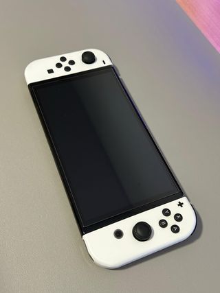 Nintendo Switch OLED Blanca y Negra con Garantía