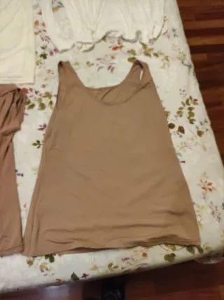 Lote 7 Camisetas Interiores Mujer Talla L/XL