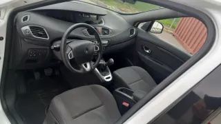 Renault Scenic 2011
