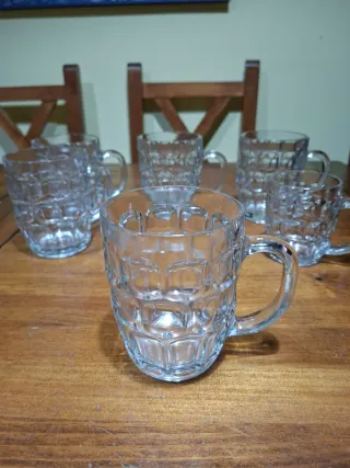 Jarras de cerveza de cristal